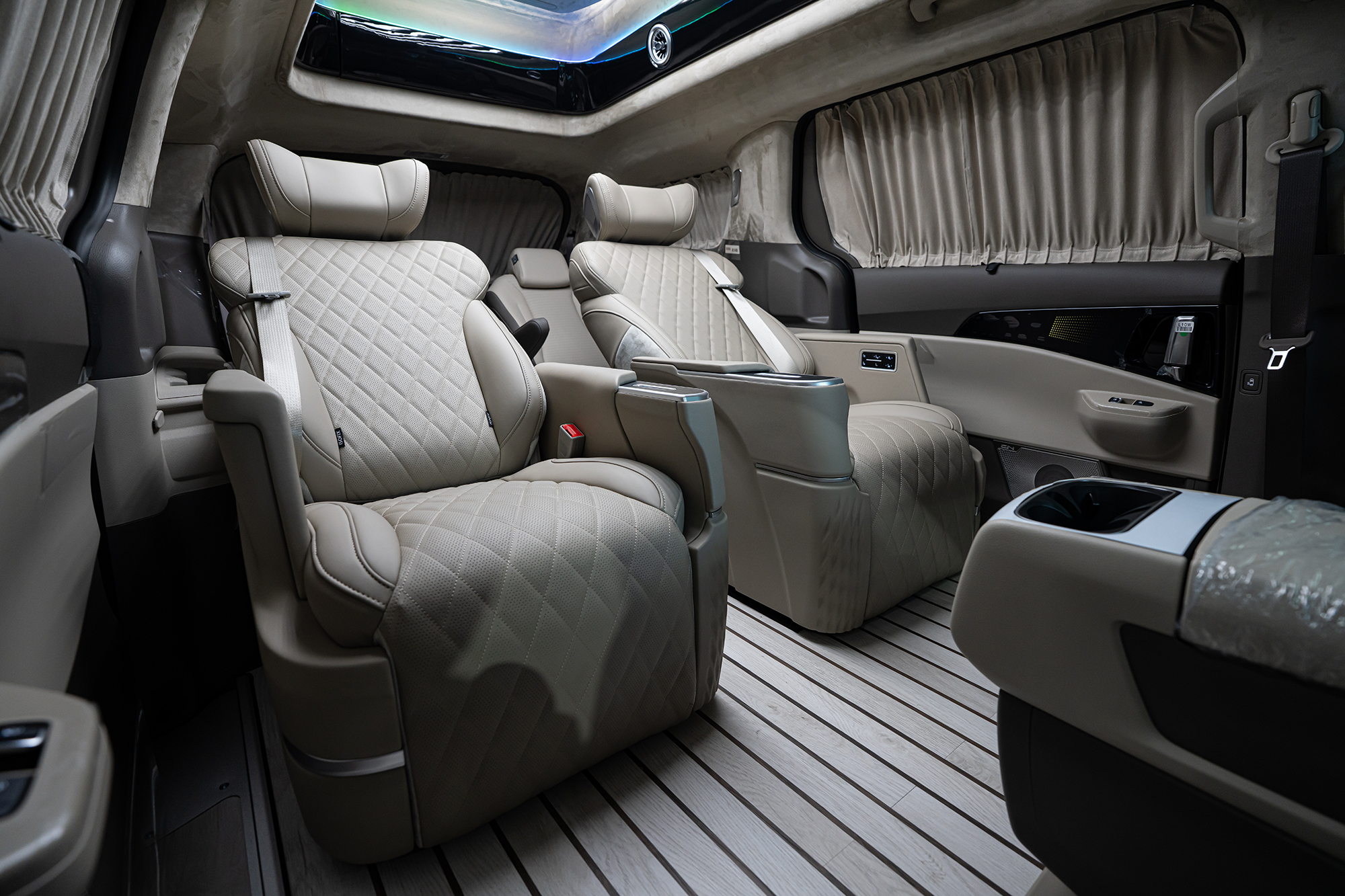 CN카니발 하이리무진