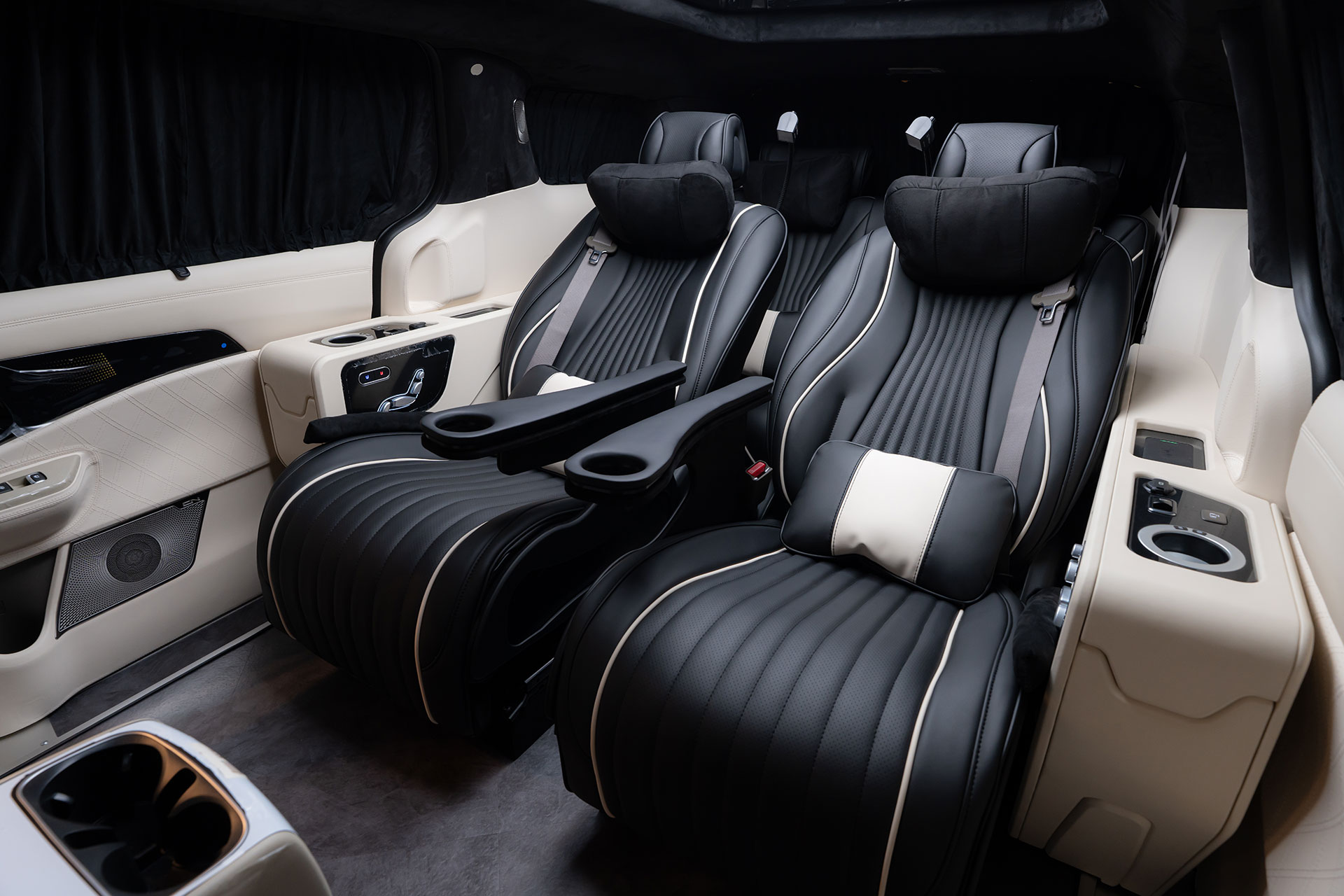 CN카니발 하이리무진