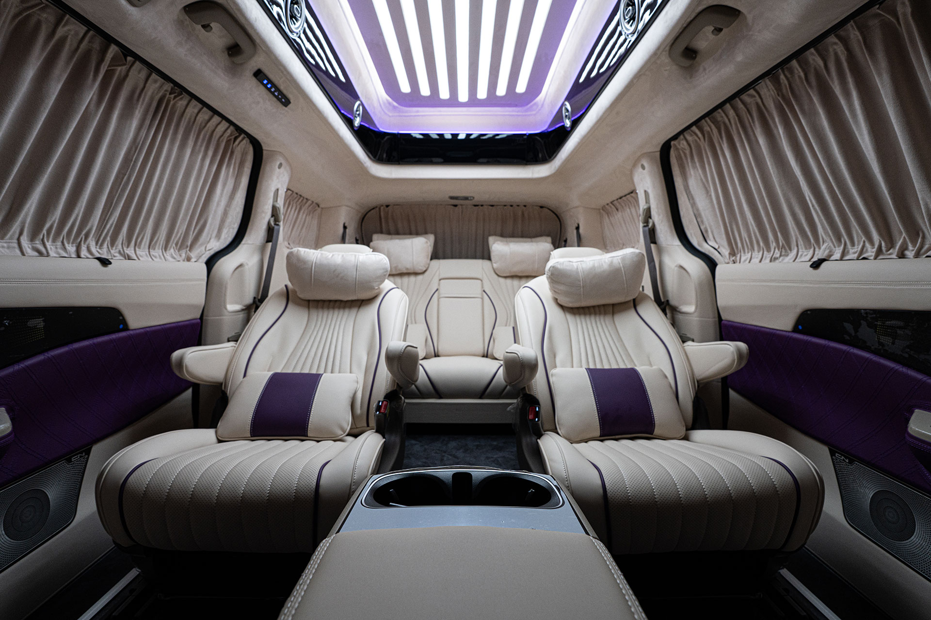 CN카니발 하이리무진