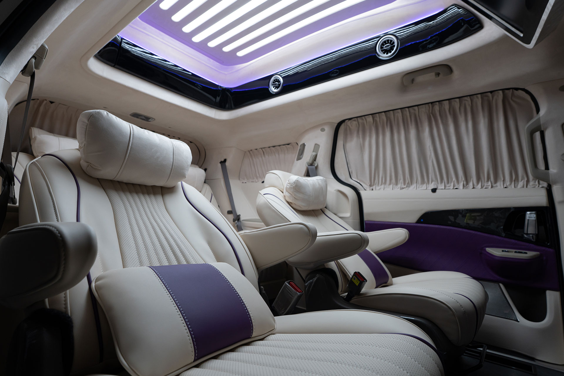 CN카니발 하이리무진