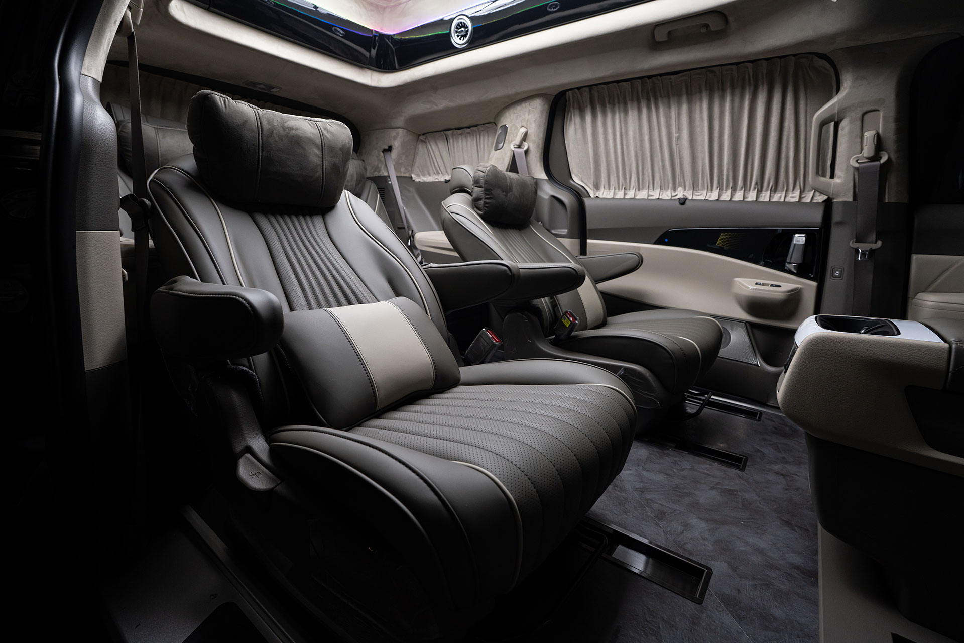 CN카니발 하이리무진