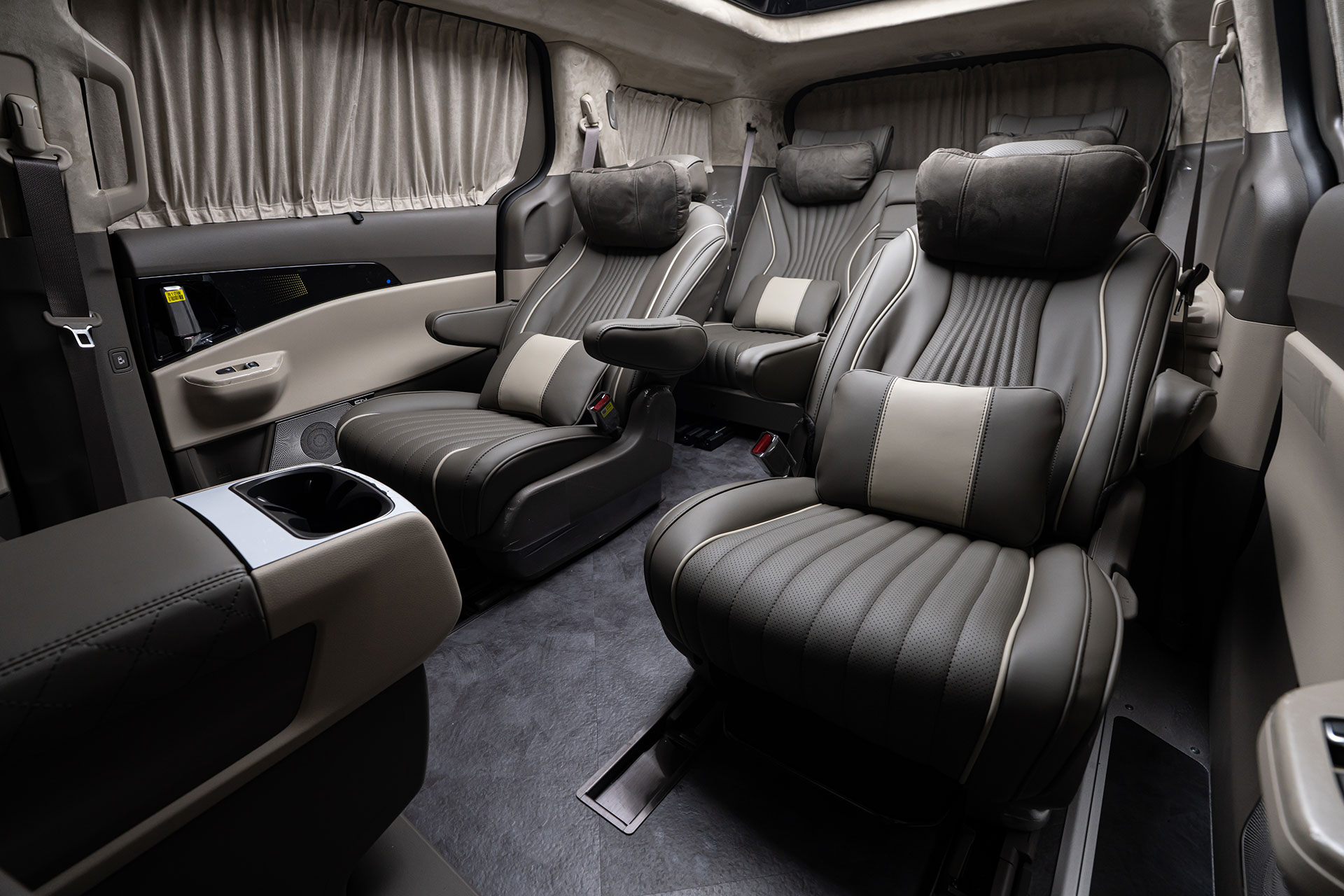 CN카니발 하이리무진