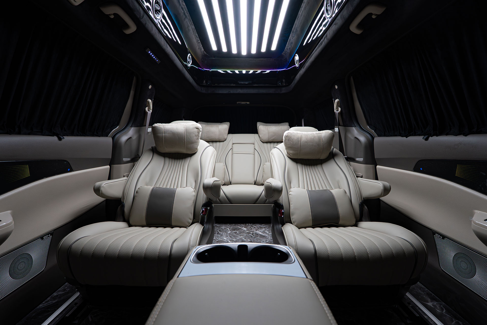 CN카니발 하이리무진