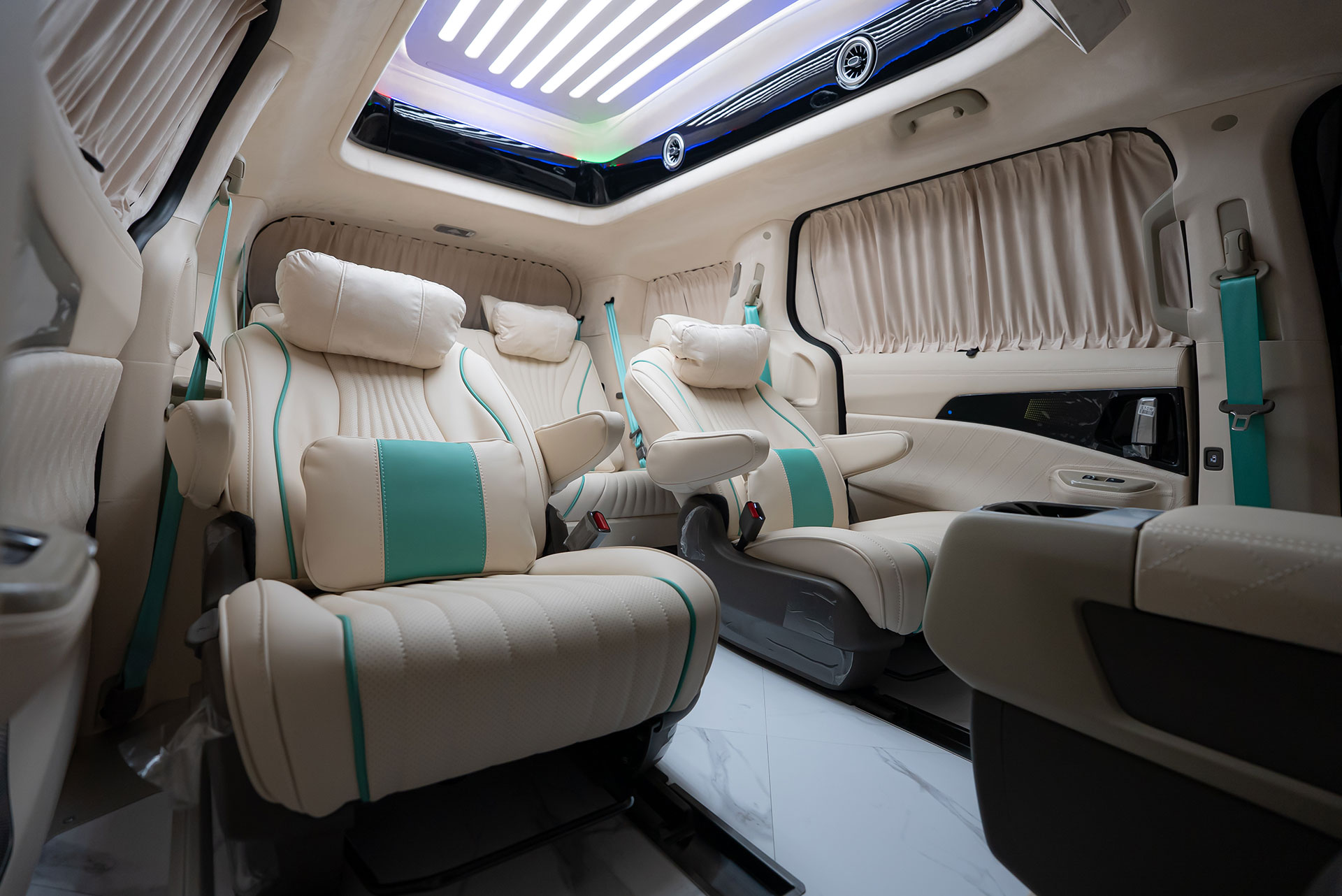 CN카니발 하이리무진