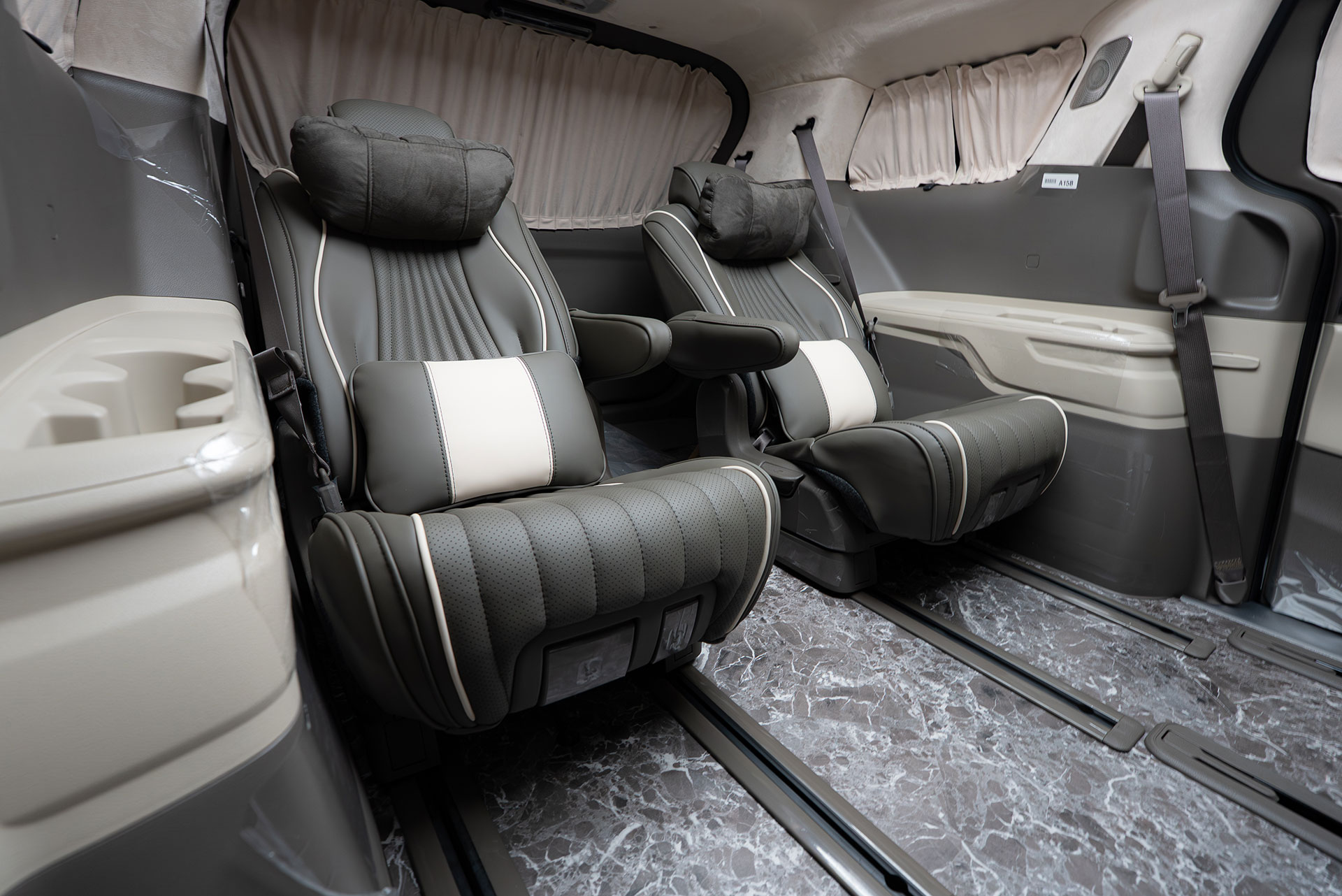 CN카니발 하이리무진