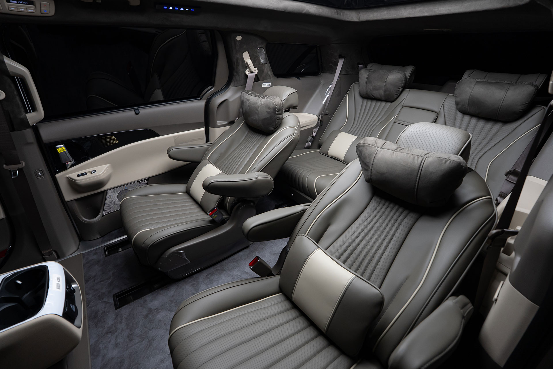 CN카니발 하이리무진