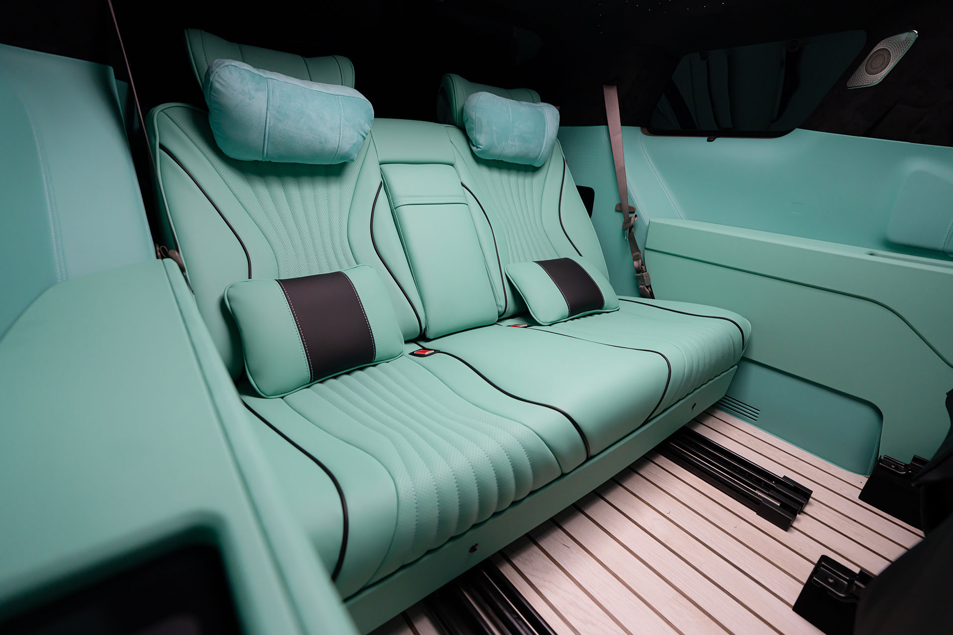 CN카니발 하이리무진