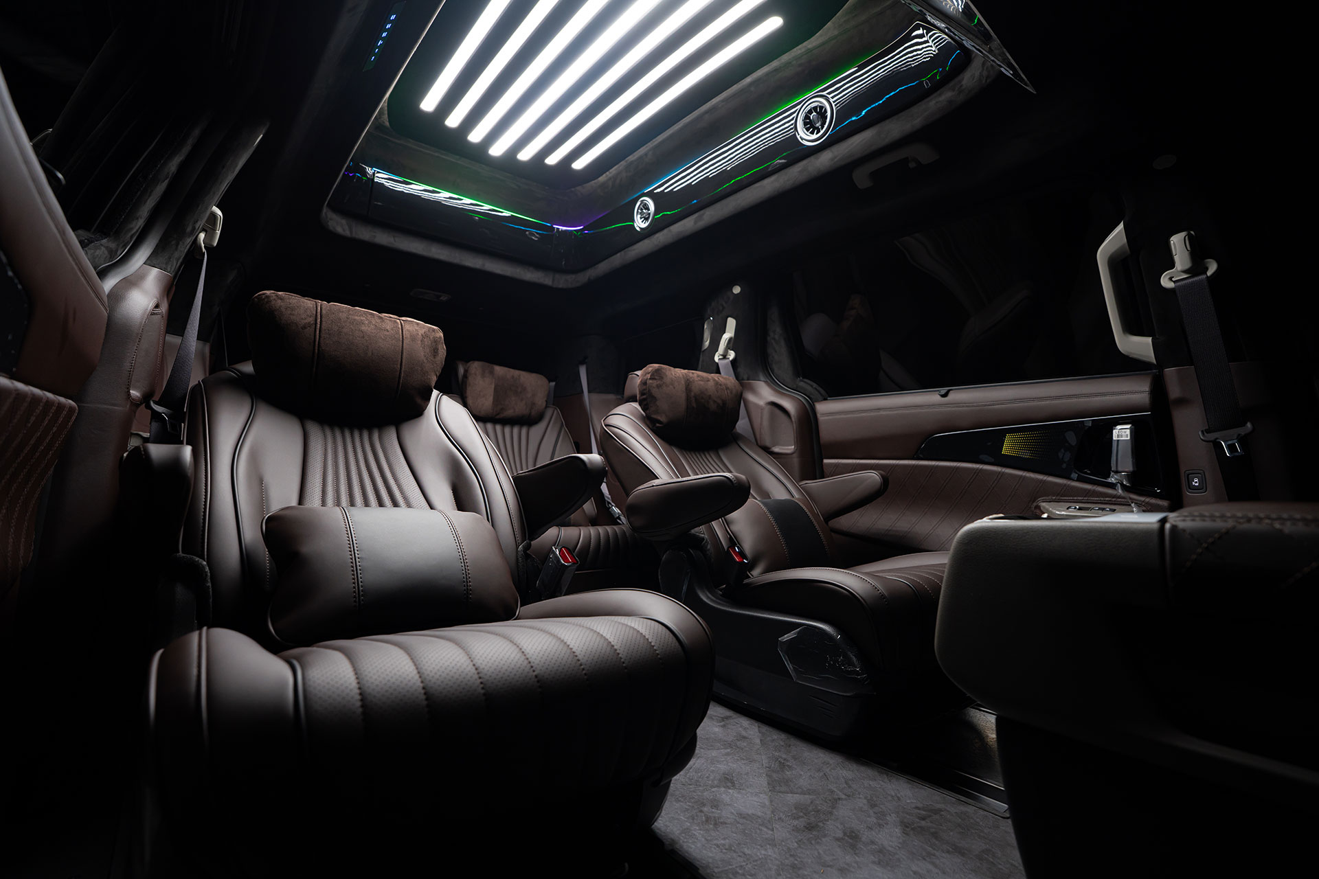 CN카니발 하이리무진