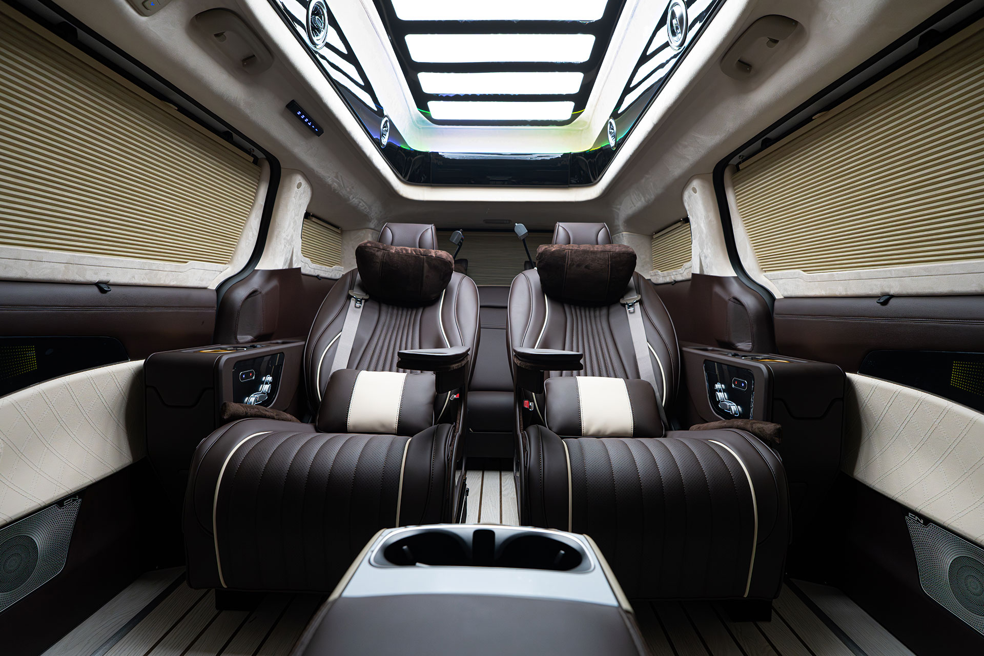 CN카니발 하이리무진