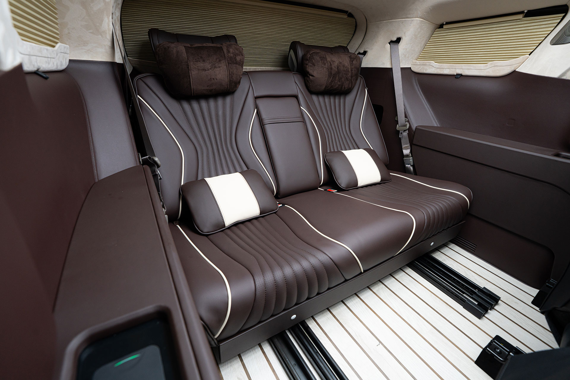 CN카니발 하이리무진