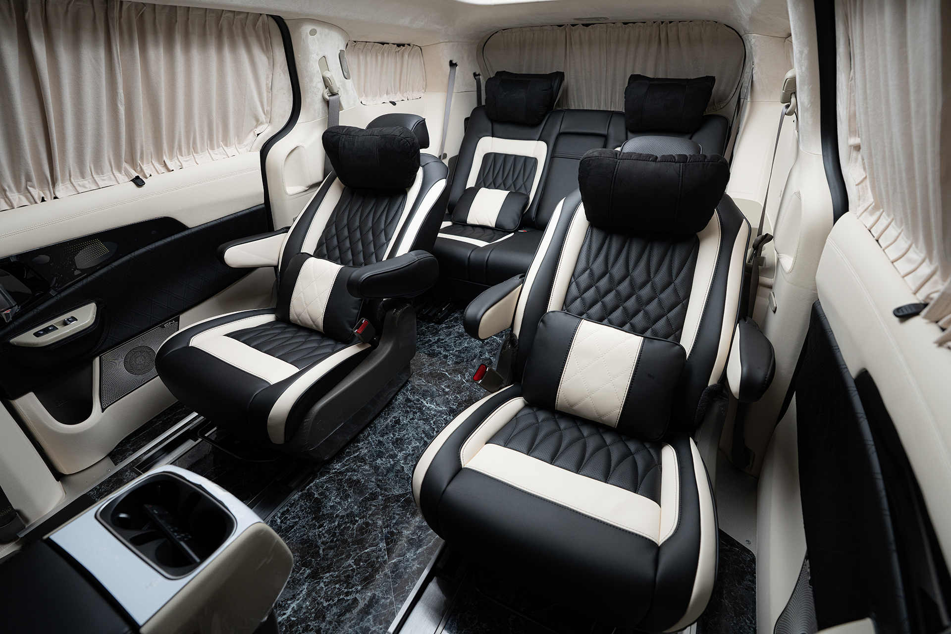 CN카니발 하이리무진