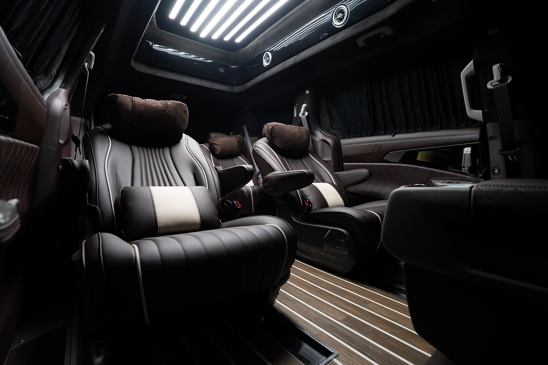 CN카니발 하이리무진