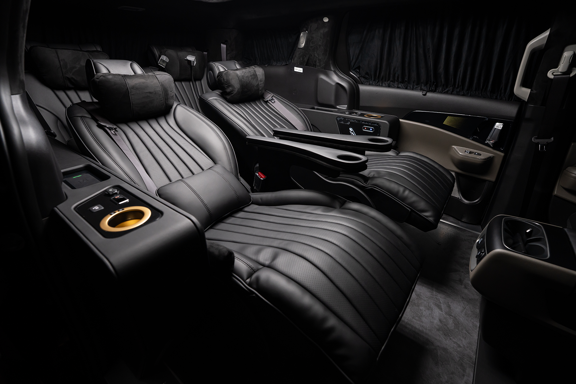 CN카니발 하이리무진