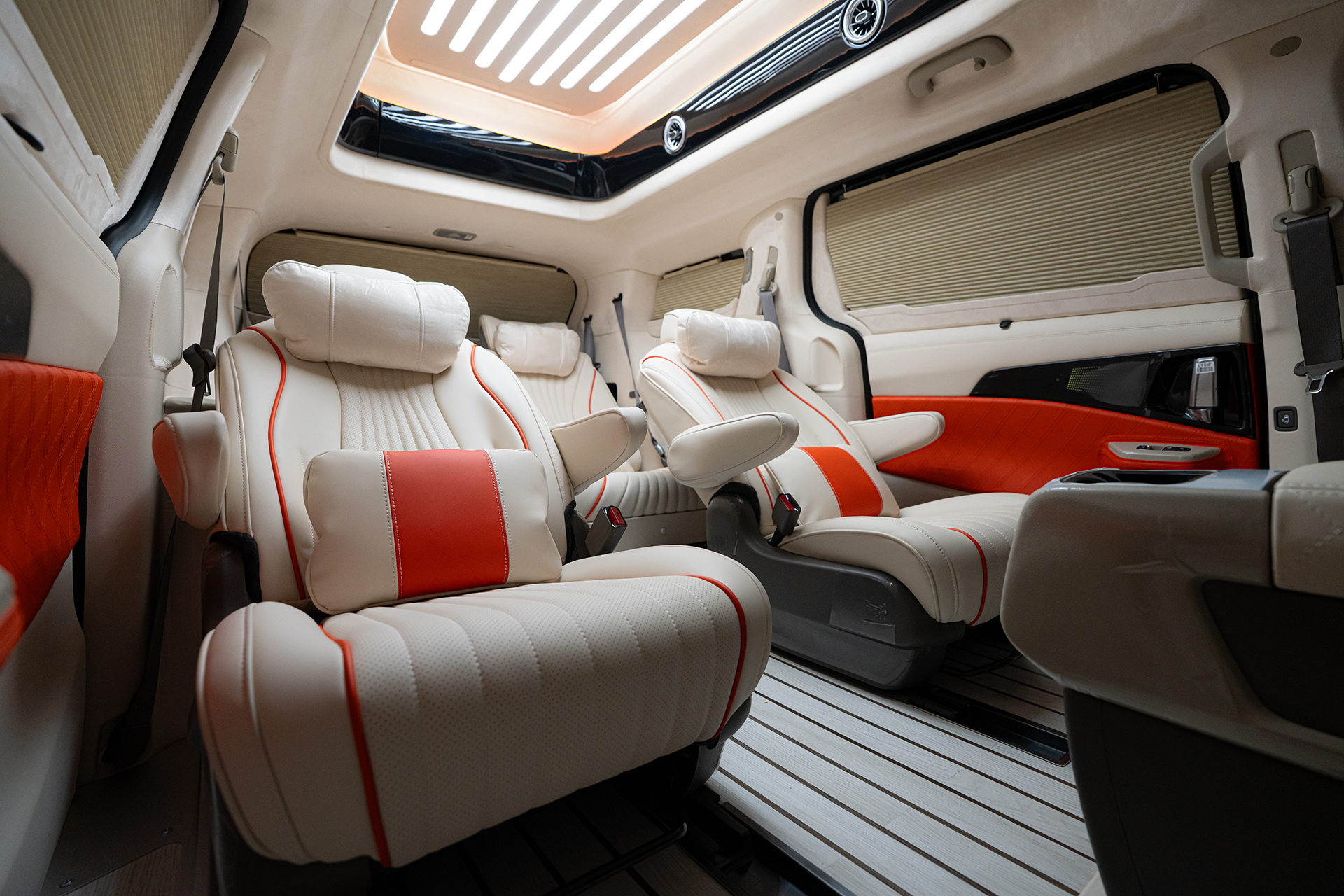 CN카니발 하이리무진