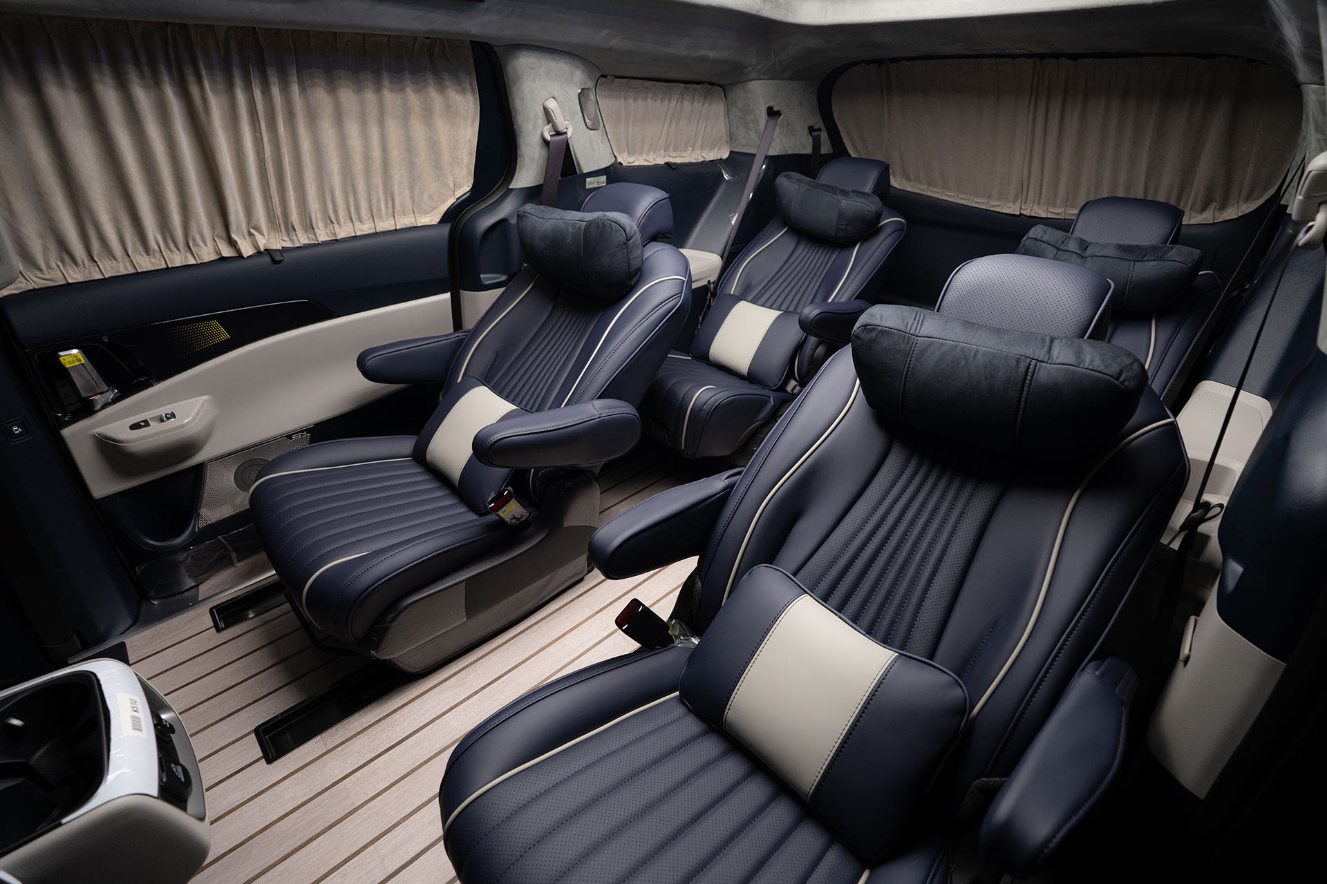 CN카니발 하이리무진