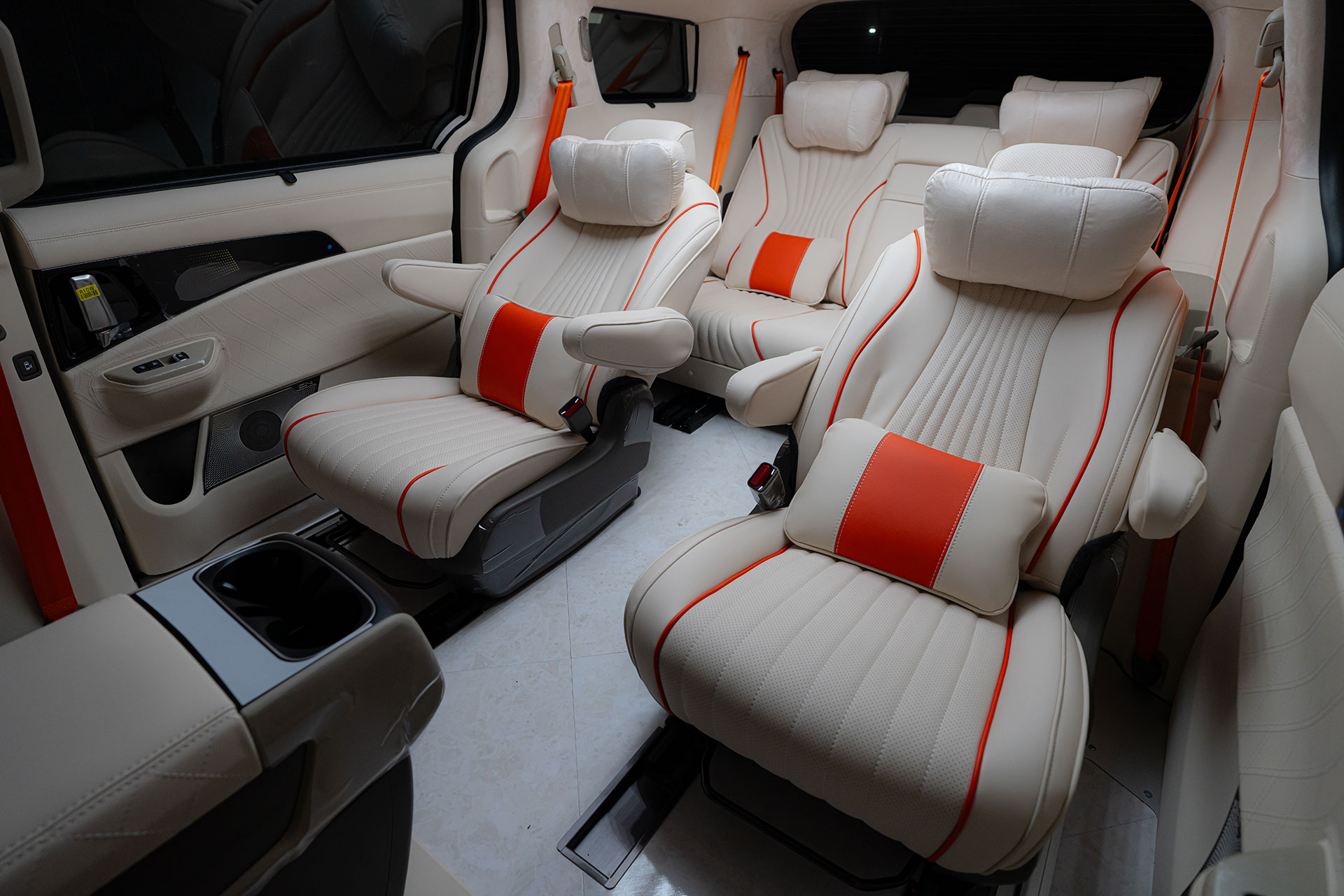 CN카니발 하이리무진