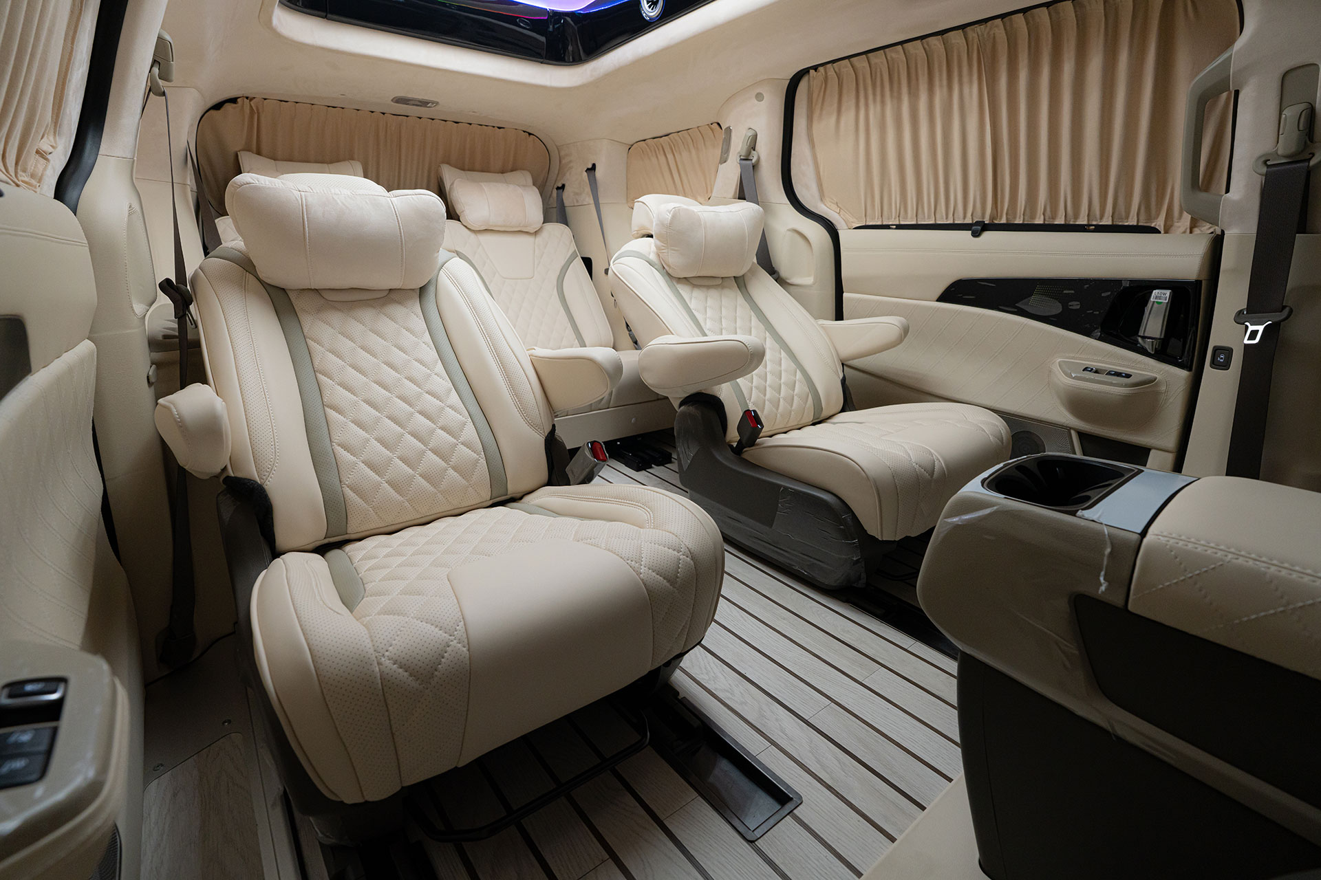 CN카니발 하이리무진