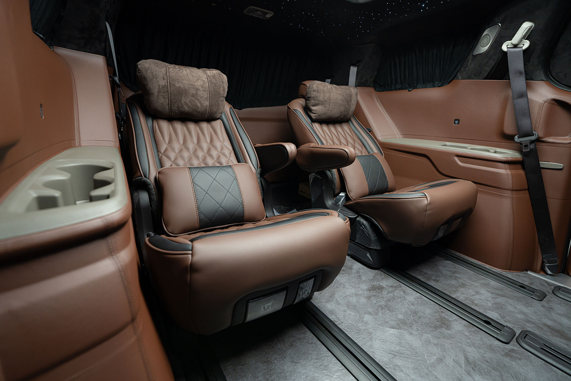 CN카니발 하이리무진