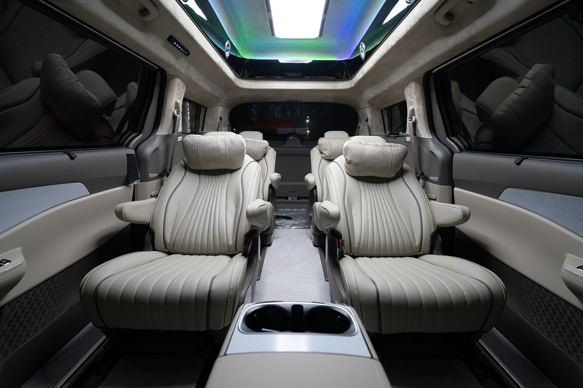 CN카니발 하이리무진